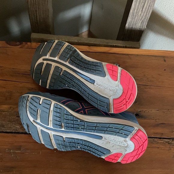 ASICS Blue and Pink Running Shoes size 7.5 - Picture 4 of 5